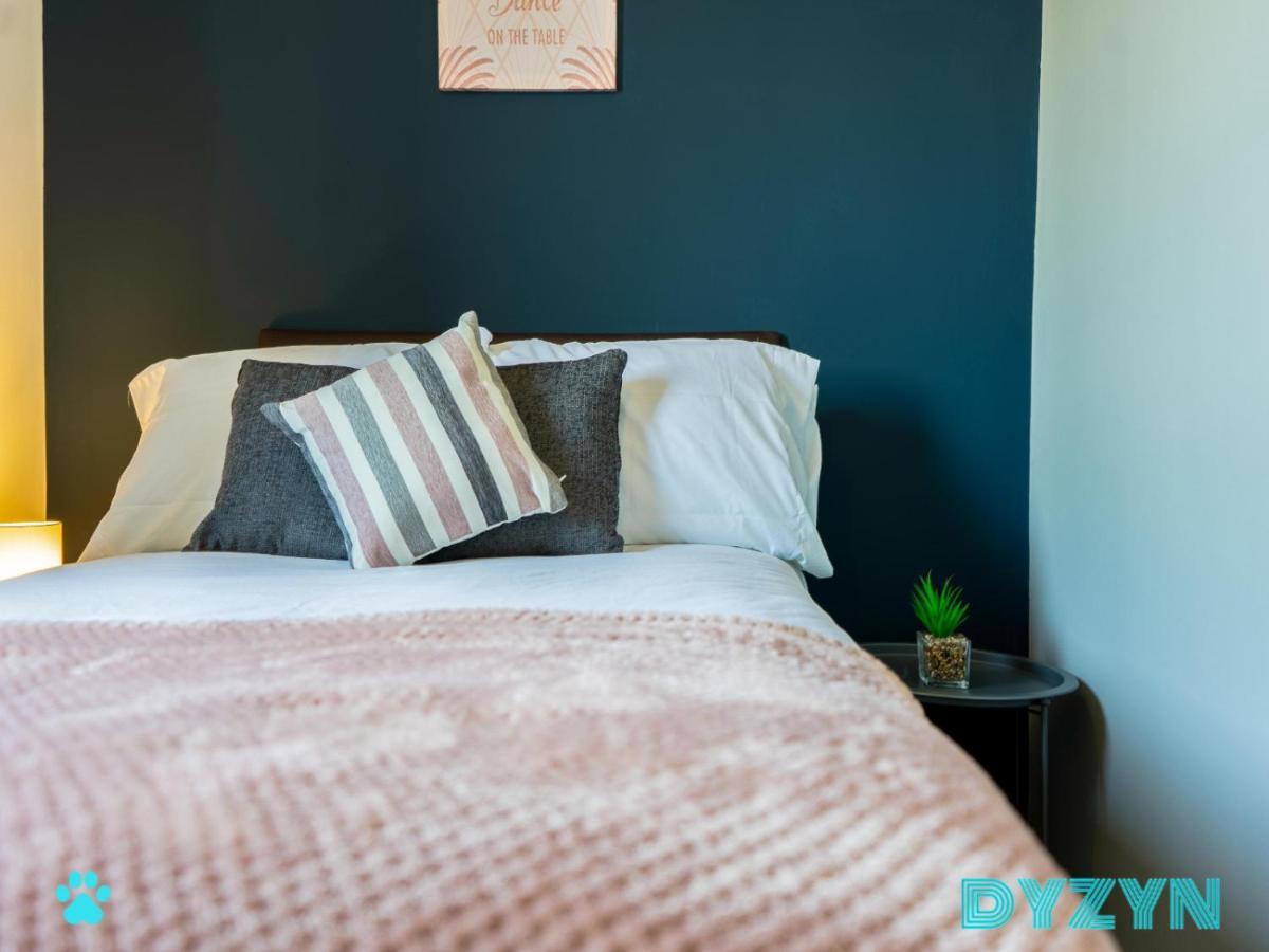 Cozy 2Br Retreat Prime Cardiff Location Leilighet Eksteriør bilde