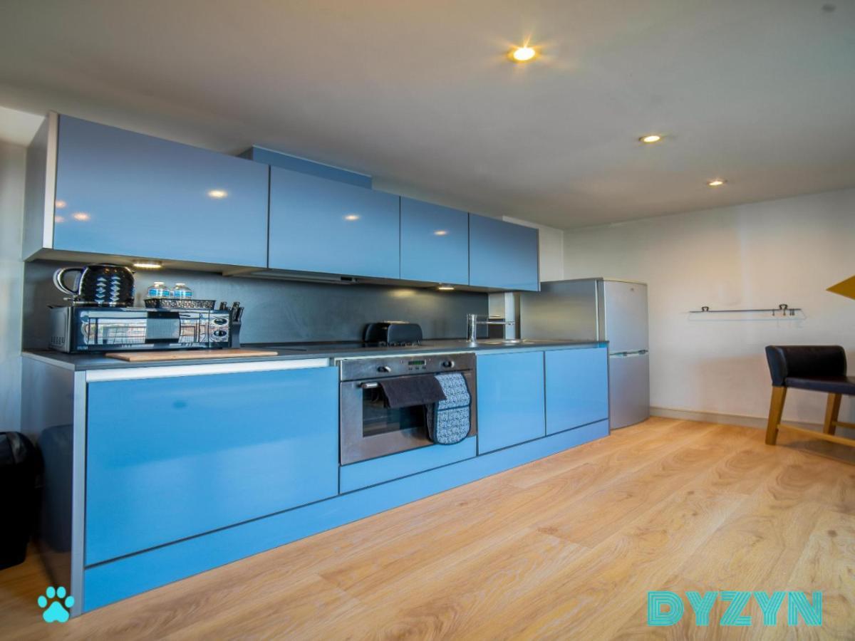 Cozy 2Br Retreat Prime Cardiff Location Leilighet Eksteriør bilde