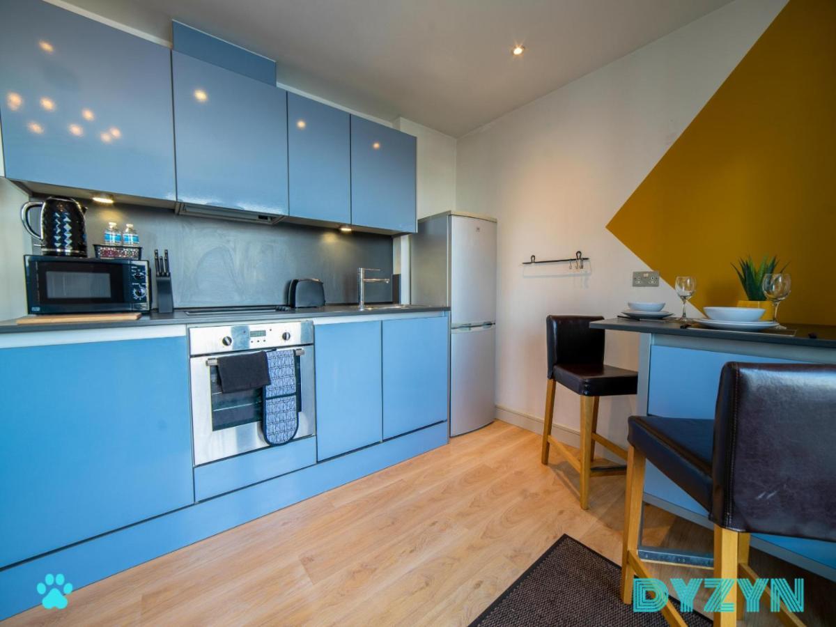 Cozy 2Br Retreat Prime Cardiff Location Leilighet Eksteriør bilde